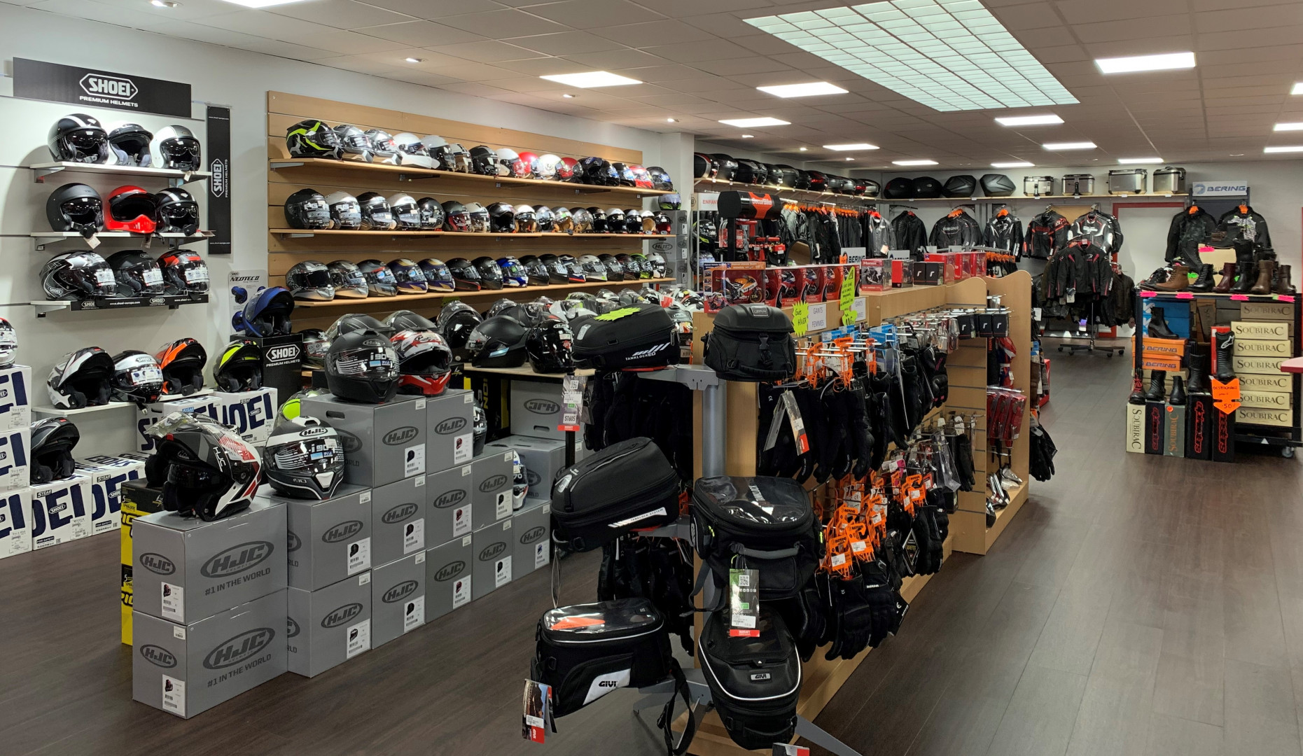 Destockage de folie dans votre magasin Océane Motos